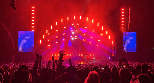 Full Color Blinder from ROXX® Lights up the Audience at this Year’s Smukfest